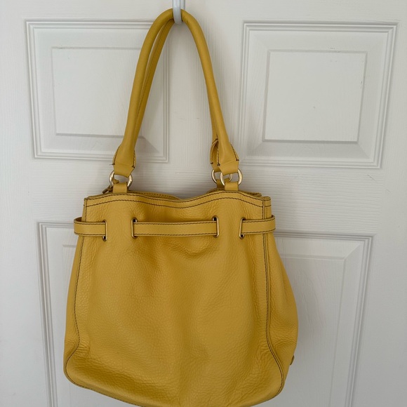 Cole Haan handbag purse yellow w gold detailing soft pebbled leather - Picture 4 of 15